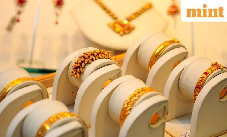 Gold Rate Today: Check the live prices of 22K, 24K and 18K gold on 12 March 2026