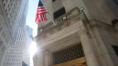 Stocks slump as inflation, AI worries rattle investors