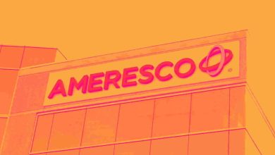 AMRC) In The Context Of Other Construction and Engineering Stocks