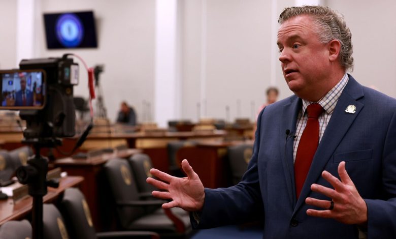 Lawmakers override Beshear veto on KentuckyWired oversight