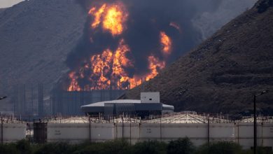 Rising oil prices drag stocks lower amid Iran tensions