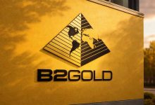 B2Gold Corp. Stock Falls Nearly 5% as Gold Slips Below ,000 and Goose Risks Return