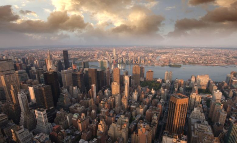 Dow down, Nasdaq modestly higher as Oracle lifts tech but Gulf shipping attacks eyed