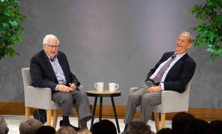 ‘A breath of fresh air’: Sen. Danforth and Bradley tackle broken politics and urge compromise