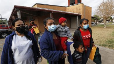 Divided Supreme Court weighs the right to seek asylum at the southern border