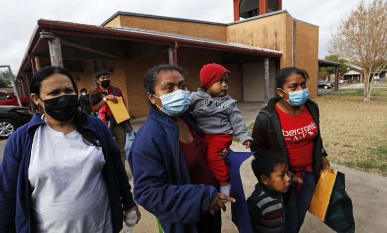 Divided Supreme Court weighs the right to seek asylum at the southern border