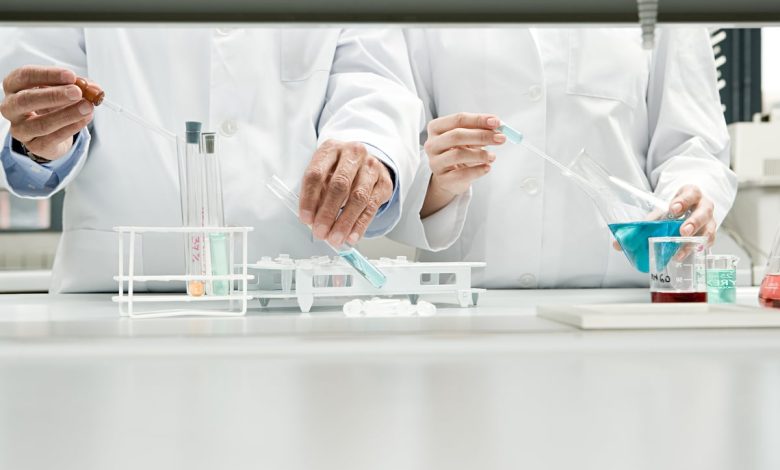 Pfizer vs Moderna: Which Pharma Stock Has More Upside?