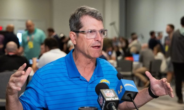 Jim Harbaugh Opens Up About Mike McDaniel, Future for Justin Herbert Jim Harbaugh Opens Up About Mike McDaniel, Future for Justin Herbert