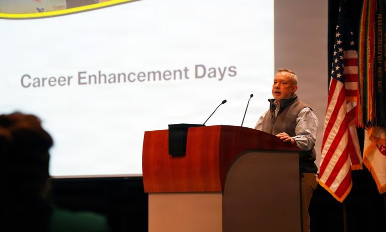 DVIDS – News – Hundreds invest in their futures at DTA Career Enhancement Days