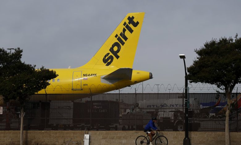 Trump says ‘maybe’ government should help struggling Spirit Airlines