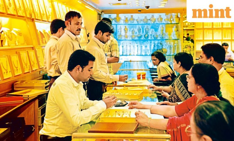 Gold rate rises on MCX amid dollar’s weakness; US-Iran talks remain in focus