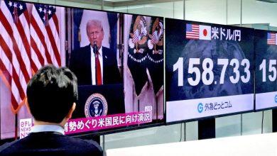 Oil Surges, Global Stocks Slip After Trump Renews Iran Strike Threats