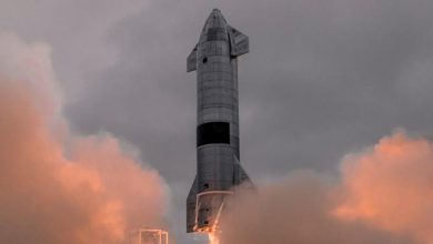 SpaceX files confidentially for IPO on day Nasa launches first moon mission in half a century