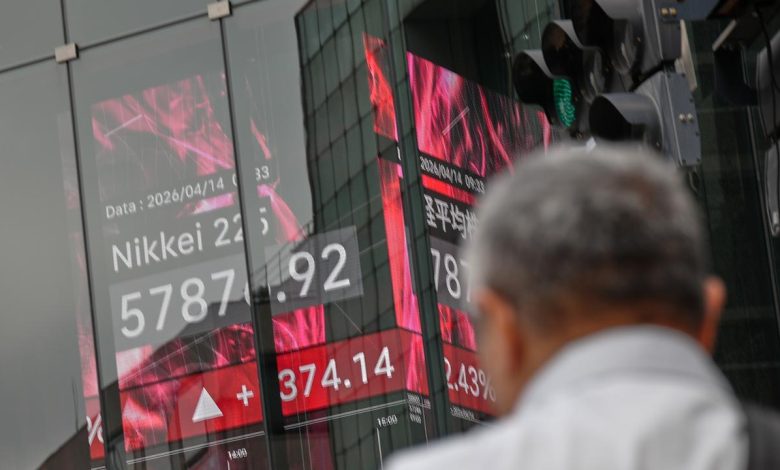 Stocks set for weekly gain, oil below $US100 a barrel