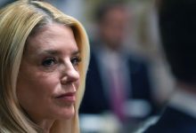 Trump has discussed ousting Attorney General Pam Bondi, sources say