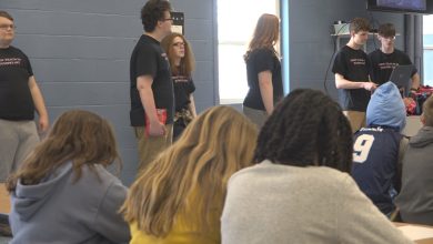 Hermon High students teach financial literacy to elementary schoolers during Financial Literacy Month