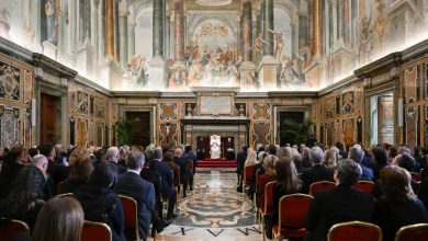 Pope to EU lawmakers: Seek unity, not conflict that leads to destruction