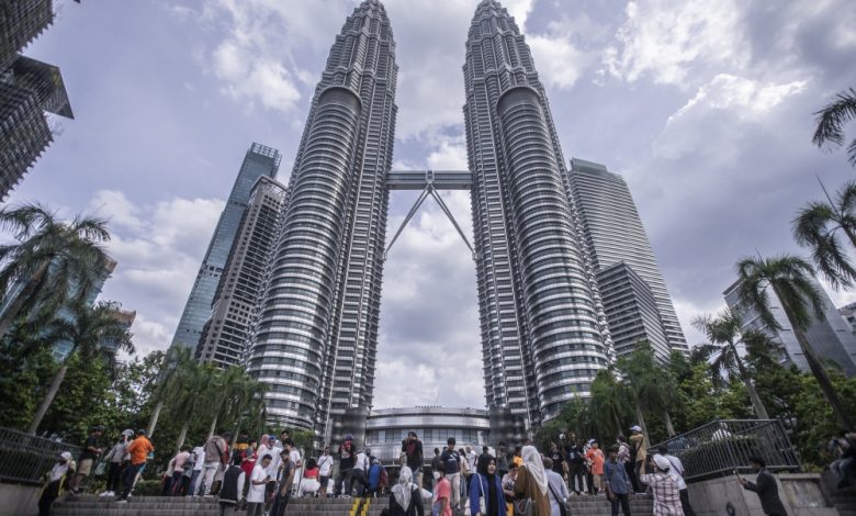 Foreign investors flock back to Malaysian bonds in march, pouring in RM6.1b despite global jitters