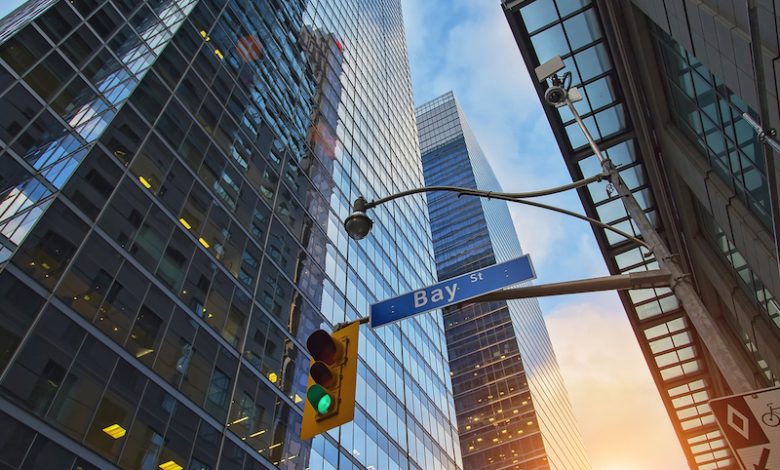 Canadian debt drives Q1 new issue activity Canadian debt drives Q1 new issue activity