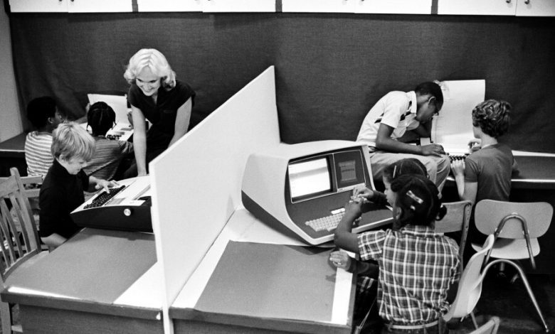 Welcome to the ‘Funky’ Politics of the Tech in Schools Debate