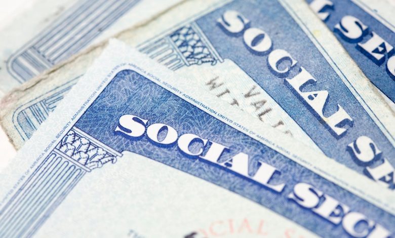 How to Avoid the Social Security Earnings Penalty If You’re Still Working in 2026