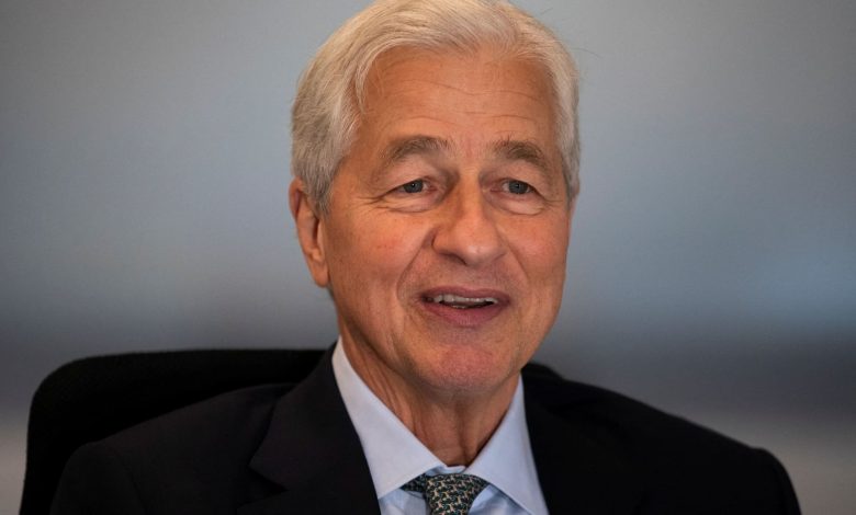 Jamie Dimon says JP Morgan may rethink London office if Starmer ousted Jamie Dimon says JP Morgan may rethink London office if Starmer ousted