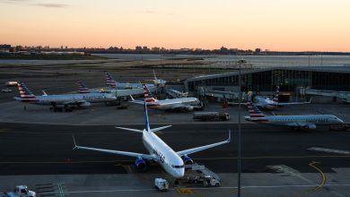 Sinkhole shuts runway at LaGuardia Airport, delaying flights