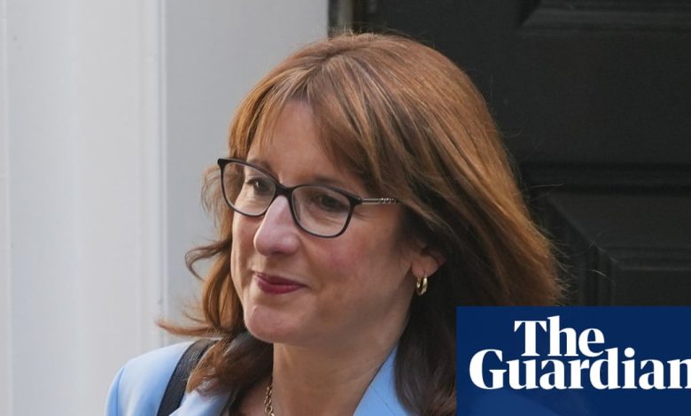 New threat to Labour spending plans as UK long-term borrowing costs hit highest level since 1998 | Gilts