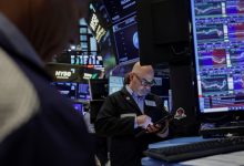 S&P 500, Dow futures rise after Wall Street’s best month in years; Apple soars