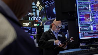 S&P 500, Dow futures rise after Wall Street’s best month in years; Apple soars