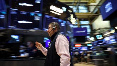 Global equity funds draw eighth weekly inflow as AI rally lifts tech