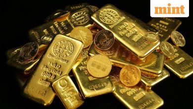 Gold rate today under pressure on soaring crude oil prices, hawkish central banks. Is it the right time to buy gold?