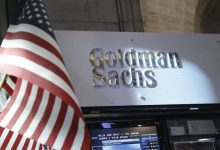 Global Oil Stocks Fall at Fastest Pace in Eight Years: Goldman Sachs