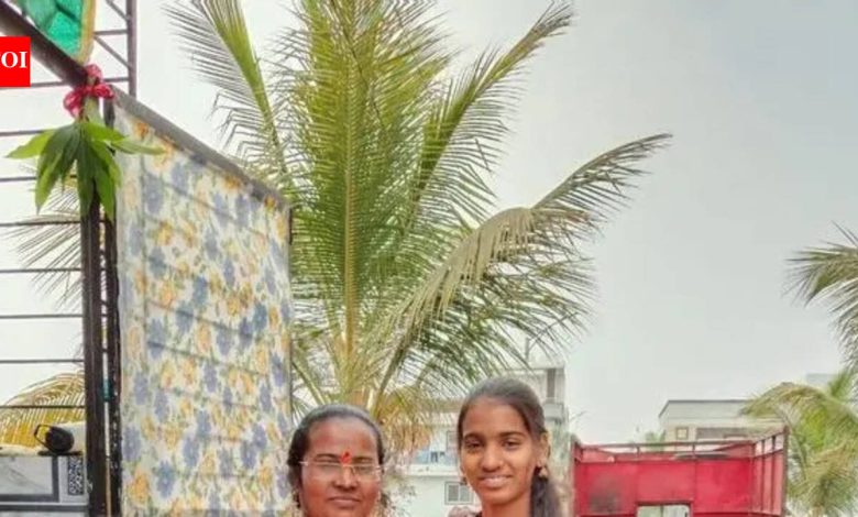 Children of waste pickers plan futures after good HSC scores | Pune News