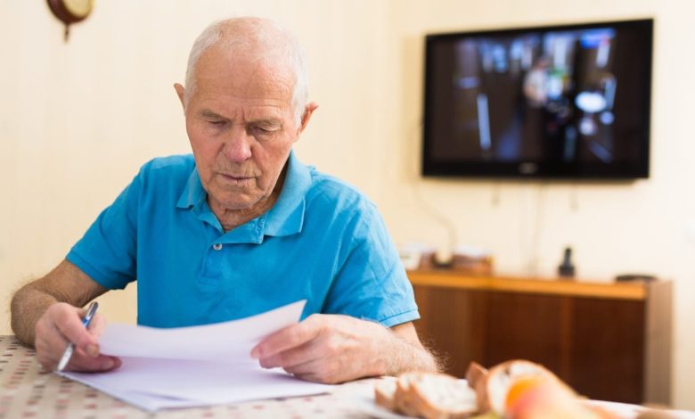 A 71-Year-Old Retired Federal Employee With 0,000 in a TSP Discovers His Pension Quietly Disqualified Him for the IRMAA Hold-Harmless Rule