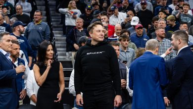 Elon Musk Becomes World’s First Trillionaire on SpaceX’s First Day of Trading Elon Musk Becomes World’s First Trillionaire on SpaceX’s First Day of Trading