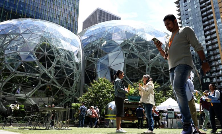 Amazon investigating engineers who criticized AI data center expansion