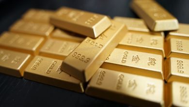 Gold climbs over 1% as oil drops on US-Iran interim deal Gold climbs over 1% as oil drops on US-Iran interim deal