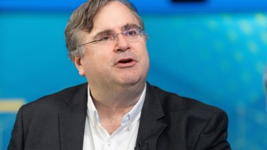 LinkedIn co-founder Reid Hoffman leaving Microsoft board after decade
