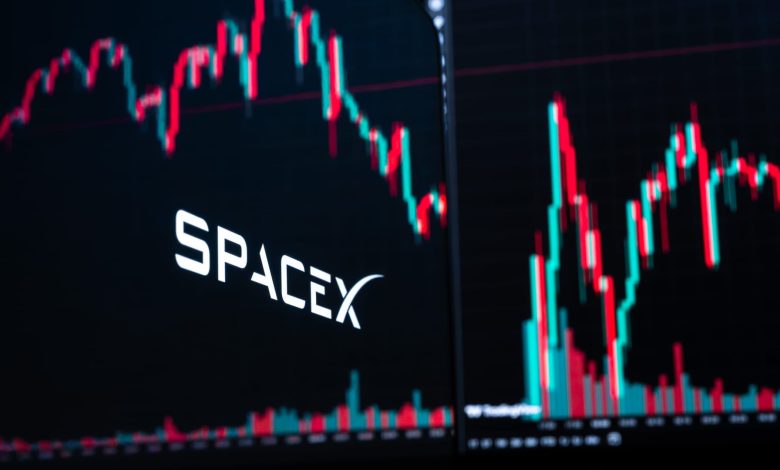 SpaceX drops more than 3% following 0 billion selloff