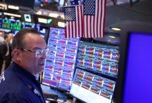 Treasury yields edge lower as energy prices slide