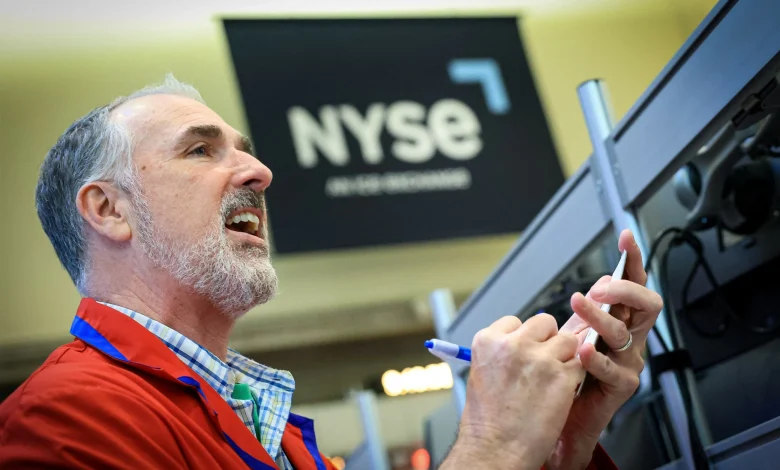 Global stocks bounce back after tech rout, Brent falls below 