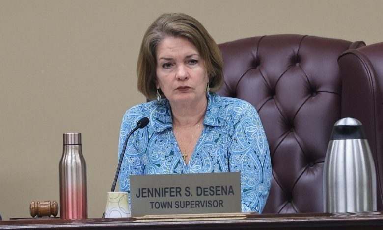 North Hempstead rejects Dems’ bid to take politics out of social media posts, mailers