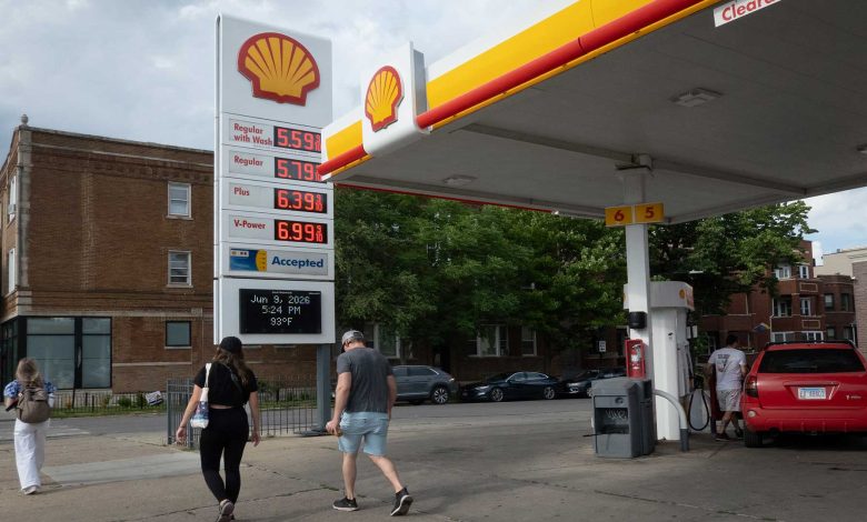 Global Stocks Mixed, Oil Rises as US-Iran Follow-Up Talks Are Postponed Global Stocks Mixed, Oil Rises as US-Iran Follow-Up Talks Are Postponed