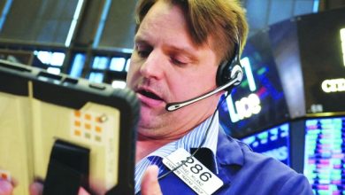 Global stocks fall on tech sell-off, Middle East tensions