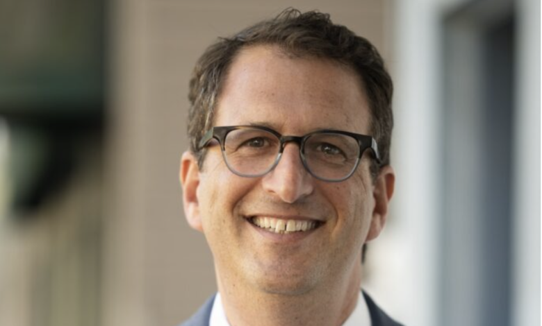 The Chron and the right wing is now blaming DSA and Dean Preston for the problems of tech IPOs