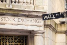 Stocks Mostly Lower on Weakness in Megacap Tech and Software Stocks