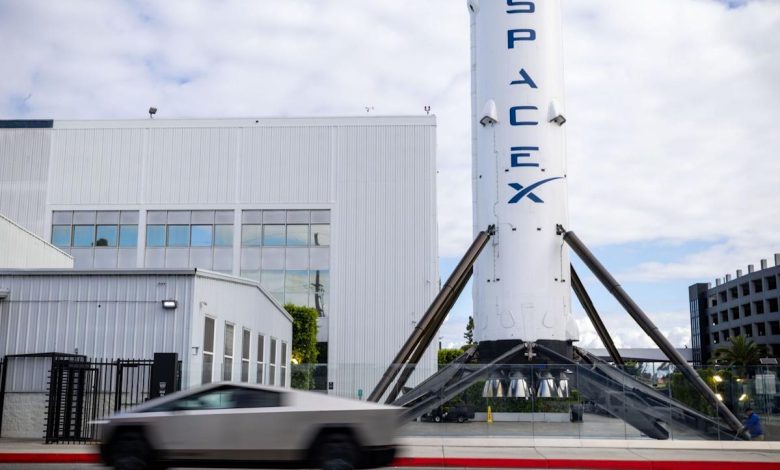 SpaceX Seeks 5 a Share for  Billion IPO, Reuters Says