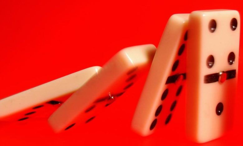 Majors lead a broad crypto selloff as tech stocks tumble