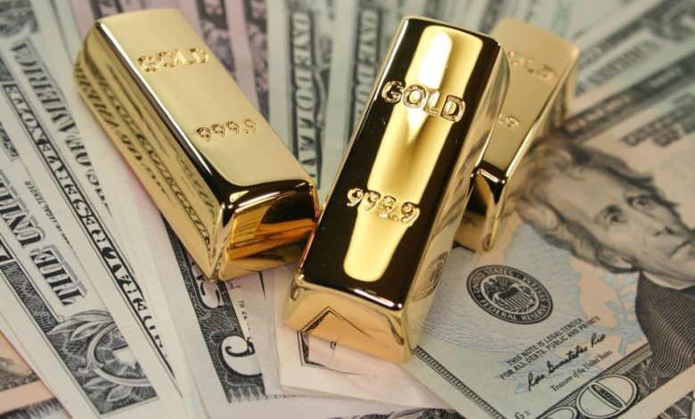Gold Price Falls Below ,000, PCE Data May Push Gold Down to ,900
